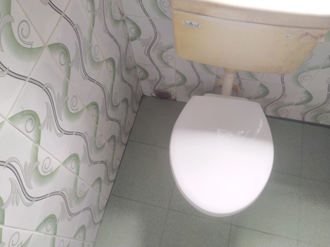 Bathroom after cleaning 3